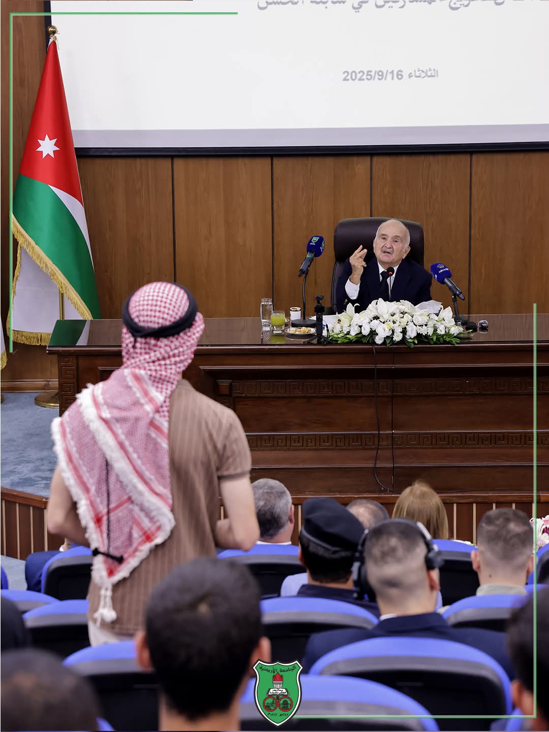 حوار بيني و بين سمو الامير الحسن